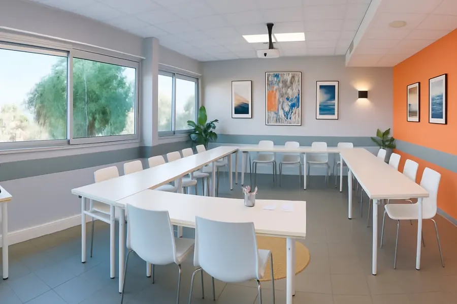 Salle Pic Saint-Loup 1 — salle de réunion 6 personnes Espace Entreprise Millénaire Montpellier, vidéo, climatisation